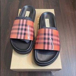 AUTHENTIC BURBERRY rubber slides